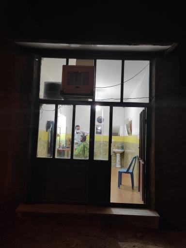 عکس آرایشگاه مردانه حیدری