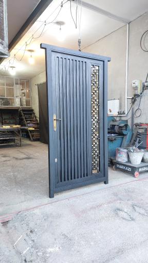 عکس فروشگاه باران فلز