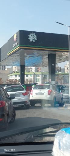 عکس پمپ بنزین