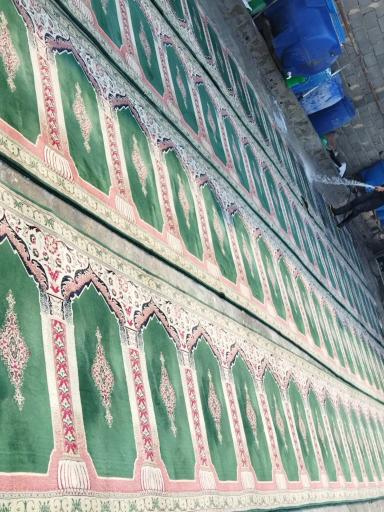 عکس کارخانه قالیشویی نور