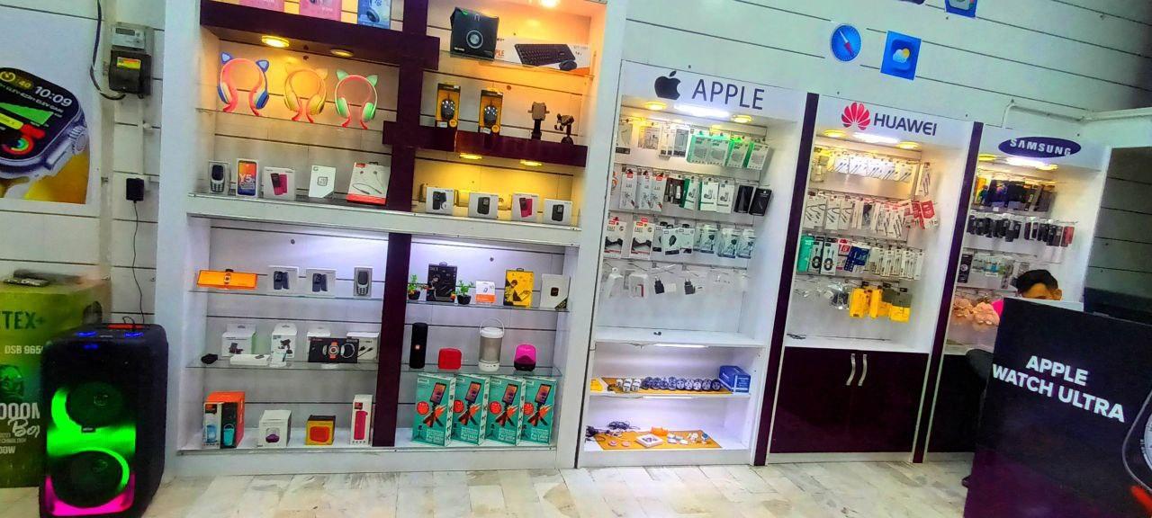 عکس فروشگاه موبایل و لوازم جانبی هیراد