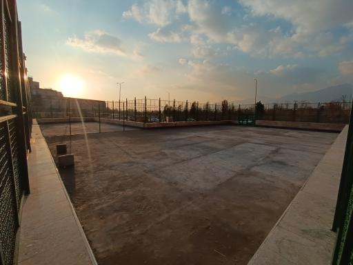 عکس زمین ورزشی رونیکا پالاس هروی