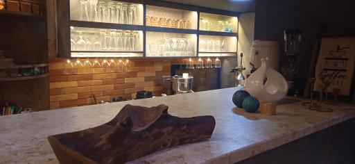 عکس کافی شاپ خان داداش