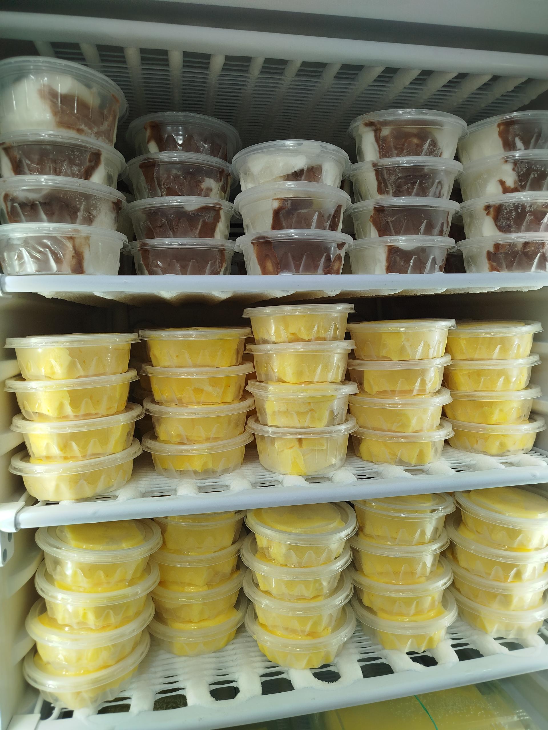 عکس بستنی سنتی بروجرد 