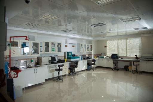 عکس آزمایشگاه تشخیص پزشکی پاستور 