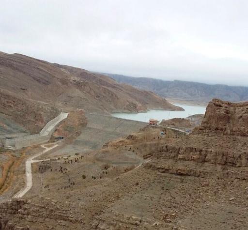 عکس دریاچه سد تبارک