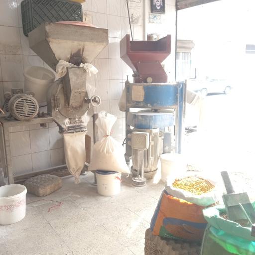 عکس آسیاب و مواد غذایی فاضلی