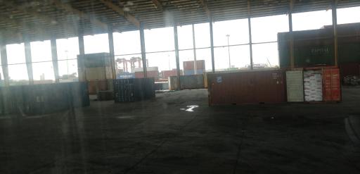 عکس پایانه کانتینری شاهد