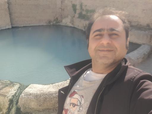 عکس چشمه آب معدنی آب اسک