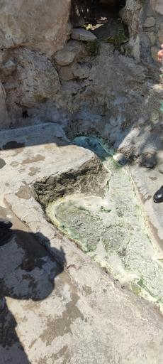 عکس چشمه آب معدنی آب اسک