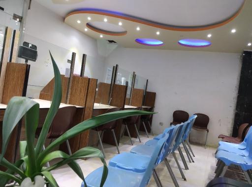 دفتر پیشخوان رئیسی