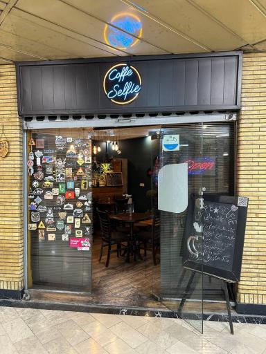 عکس کافه سلفی