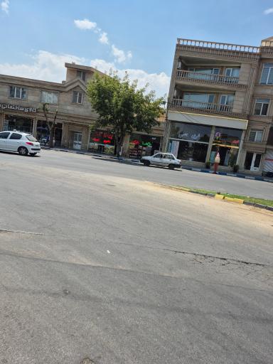 عکس طاها مارکت