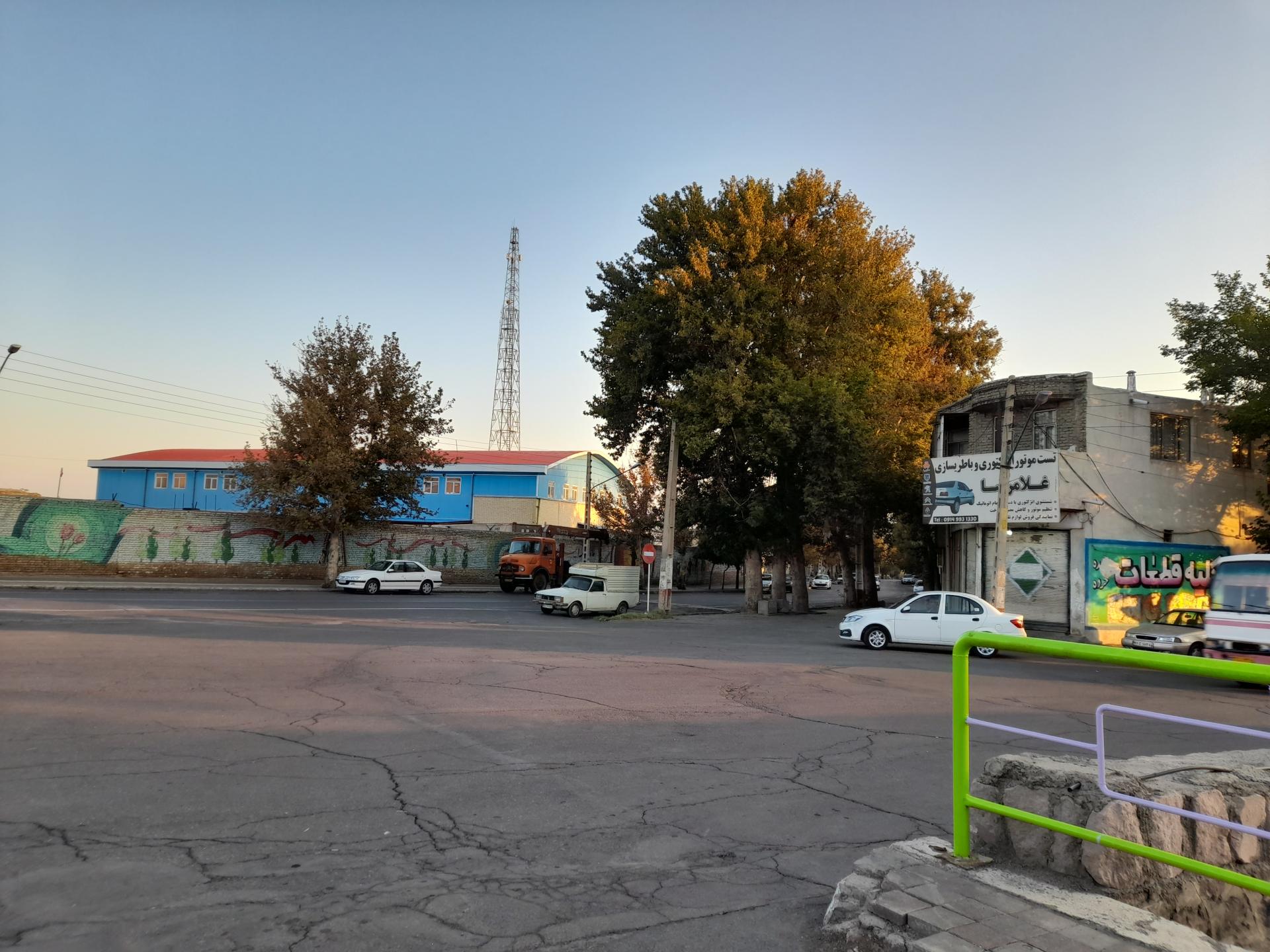 عکس سالن شهید عبدالهی