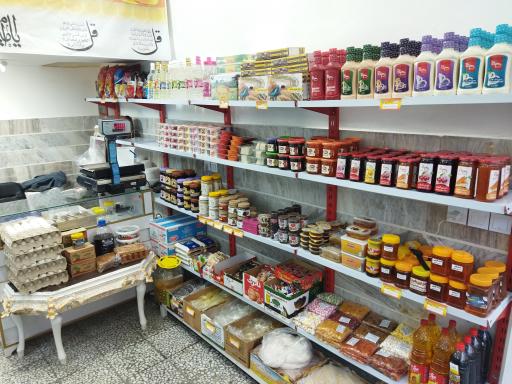 عکس لبنیات سنتی شیر و عسل