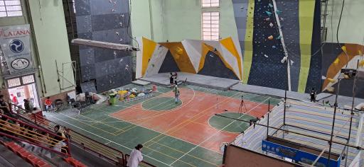 عکس سالن سنگنوردی کوثر 