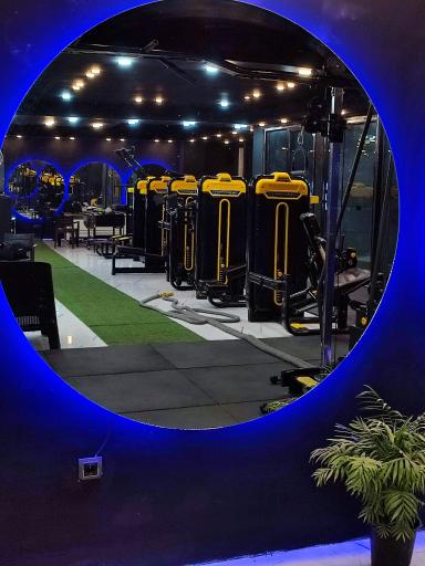 عکس اکادمی بدنسازی حسام دانشگری