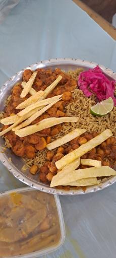 عکس رستوران و بیرون بر دارچین