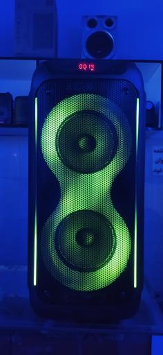 عکس اسپیکر شاپ رشت 