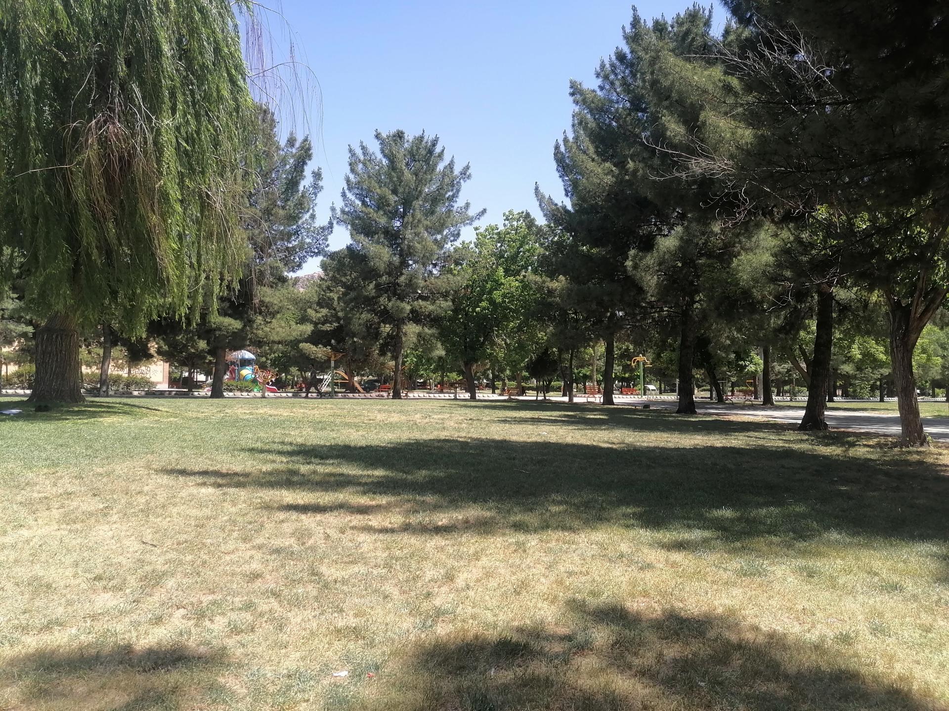 عکس پارک مهرورزان