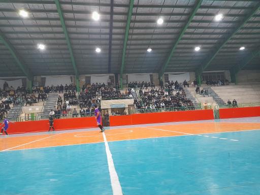 عکس ورزشگاه سردرود 