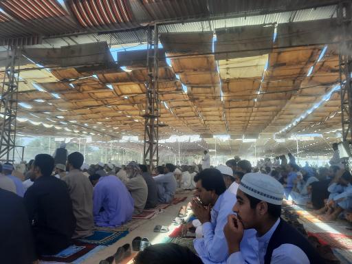 عکس مصلای بزرگ اهل سنت زاهدان