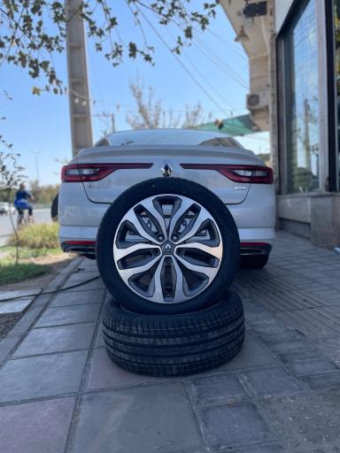 عکس فروشگاه لاستیک و خدمات لاستیک ایده آل