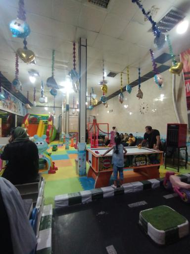 عکس خانه بازی میکی شعبه ۲ 