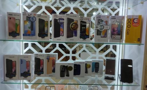 عکس موبایل و لپ تاپ نوین آذربایجان (شهر جدید سهند)