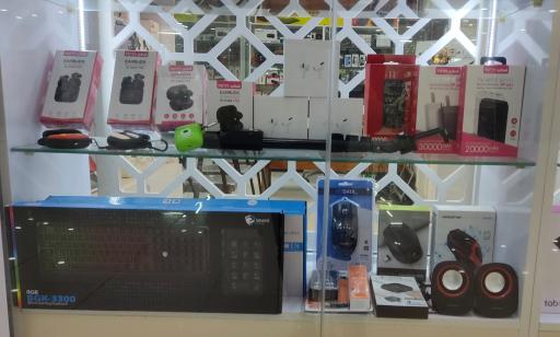 عکس موبایل و لپ تاپ نوین آذربایجان (شهر جدید سهند)