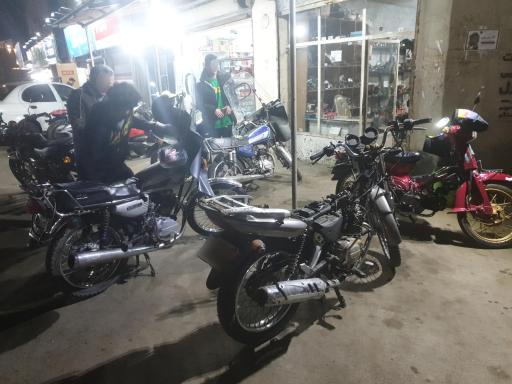 عکس تعمیرگاه موتور سیکلت عارف