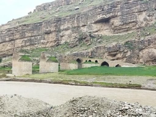 عکس پل تاریخی شهر پل دختر