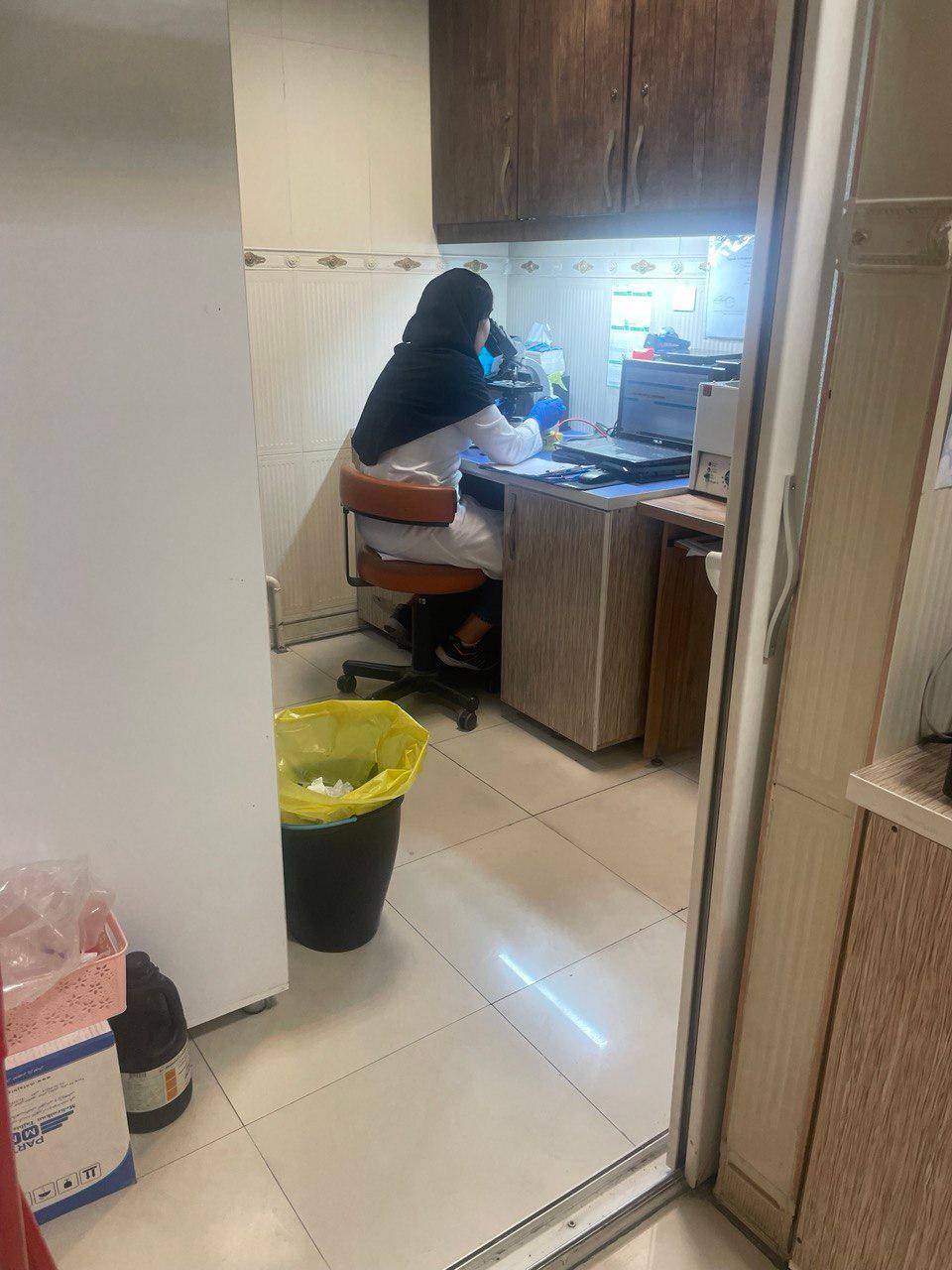 عکس آزمایشگاه پاتوبیولوژی دکتر سرخه ای 