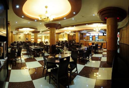 عکس مجموعه رستوران های هتل آسمان