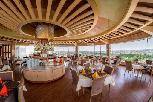 عکس مجموعه رستوران های هتل آسمان