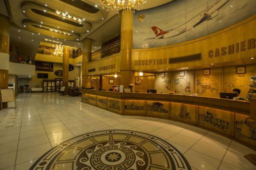 عکس مجموعه رستوران های هتل آسمان