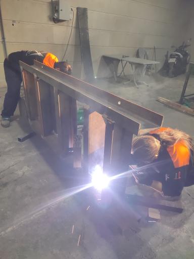 عکس شرکت اِی فلز