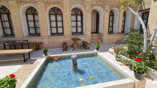 عکس اقامتگاه سنتی عمارت صوفی راز