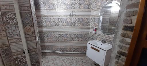 عکس رباط طبسی