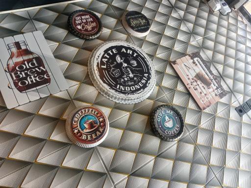 عکس کافه مهدل 