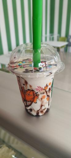 عکس آبمیوه و بستنی ویتامیکس