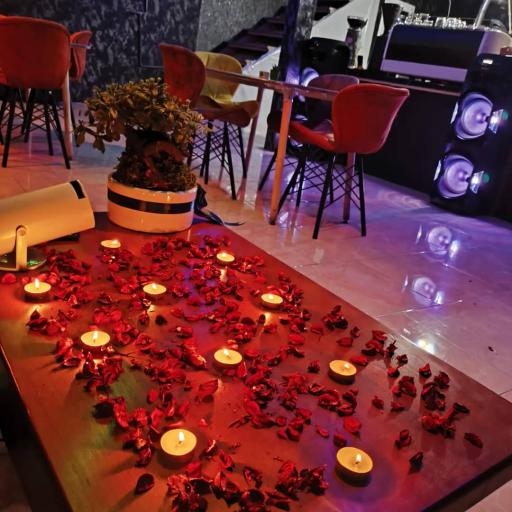 عکس کافه جغد