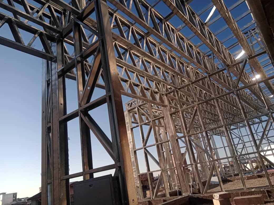 عکس دفتر شرکت سازه و ساختمان های اماده ال اس اف