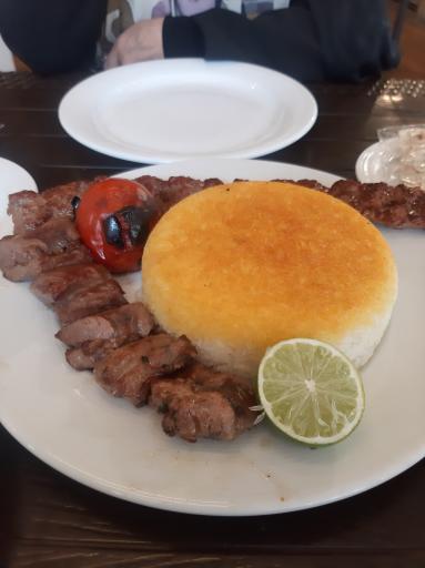 عکس رستوران رستمی