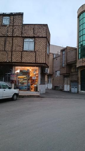 عکس سوپر مارکت صد