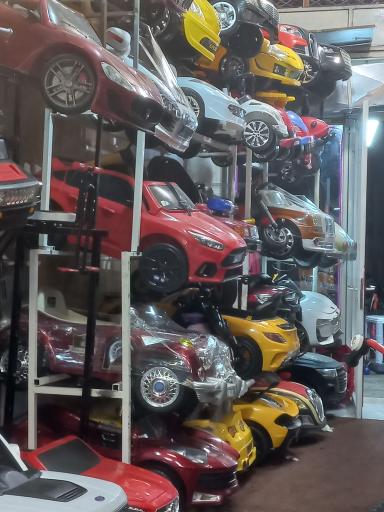 عکس فروشگاه ماشین شارژی ایلیا 