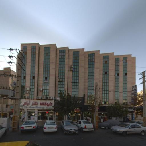 عکس ساختمان پزشکان سبز.دکتر صمدپور