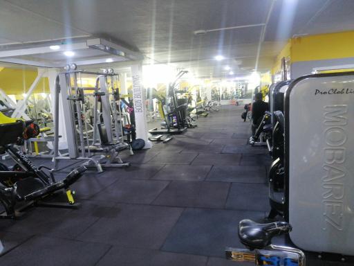 عکس باشگاه فیتنس وبدنسازی ایرج