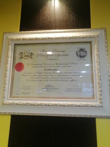 عکس باشگاه فیتنس وبدنسازی ایرج