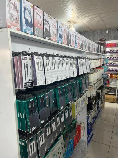 عکس فروشگاه موبایل و لوازم جانبی آی بی سیم